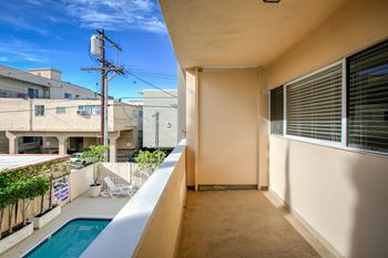 Patio/Balcony*